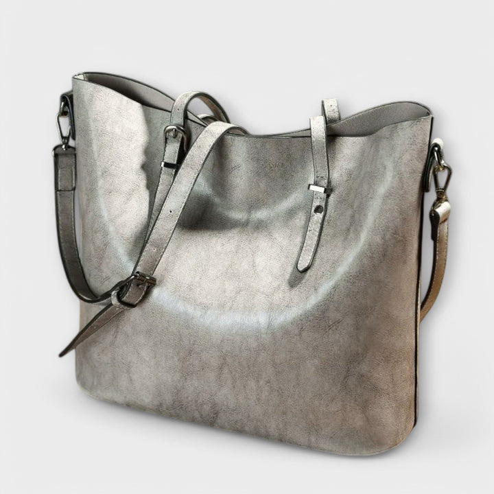 Loria Exclusive Shoulder Bag With Timeless Style And Spacious Design