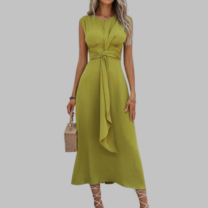 Averin Graceful Sleeveless Round-Neck Maxi Dress For Everyday Elegance