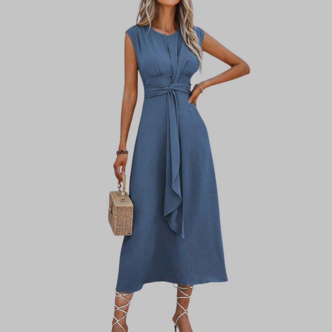 Averin Graceful Sleeveless Round-Neck Maxi Dress For Everyday Elegance