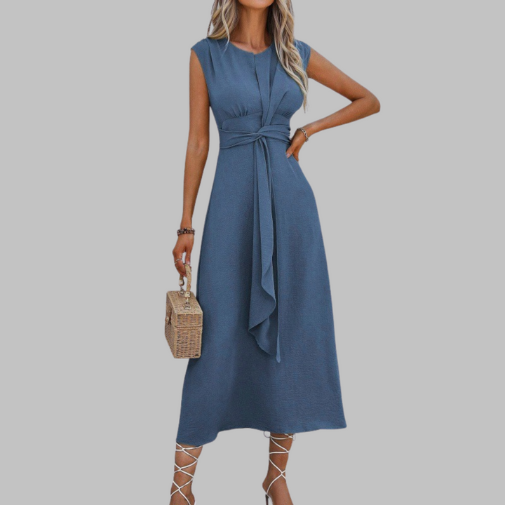 Averin Graceful Sleeveless Round-Neck Maxi Dress For Everyday Elegance