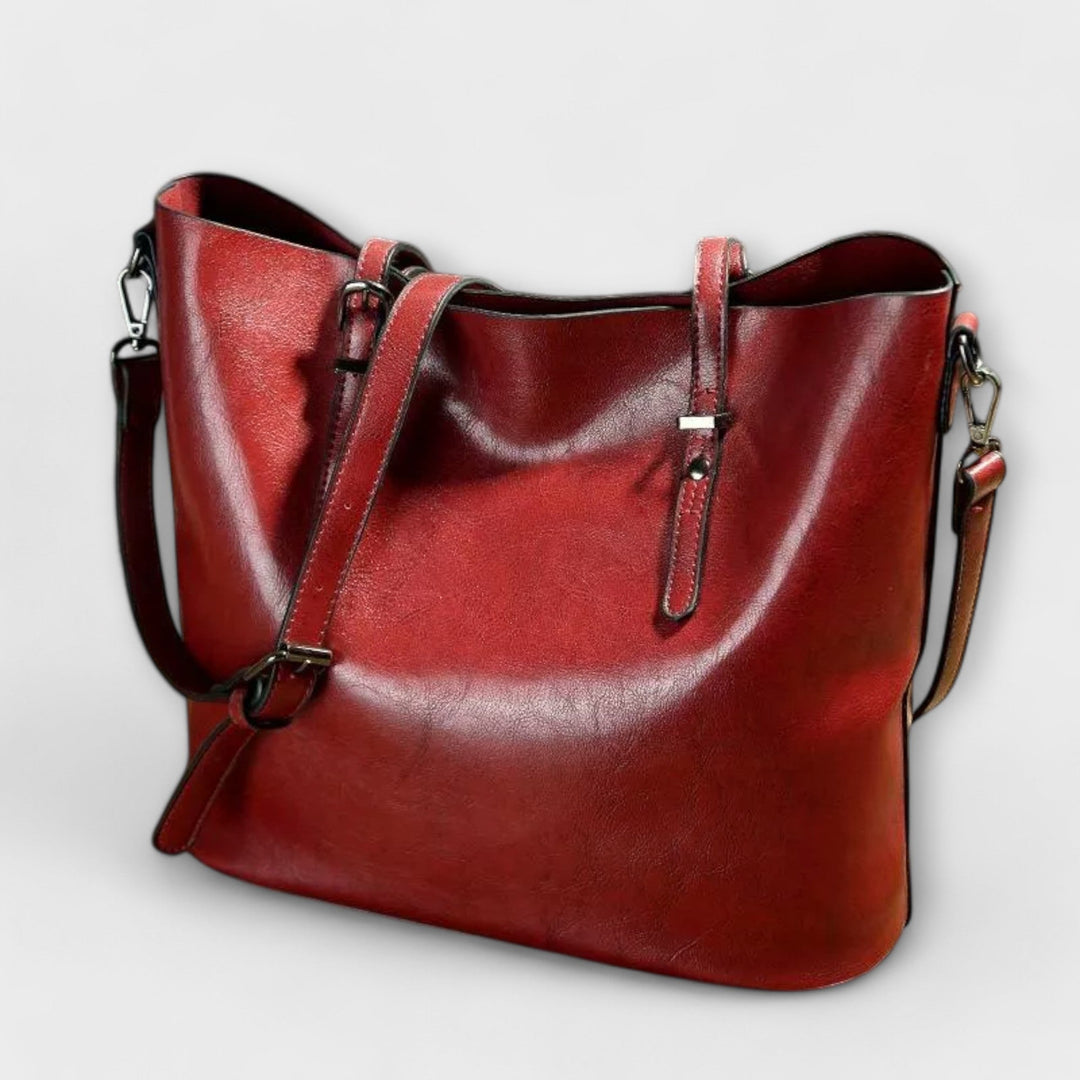 Loria Exclusive Shoulder Bag With Timeless Style And Spacious Design