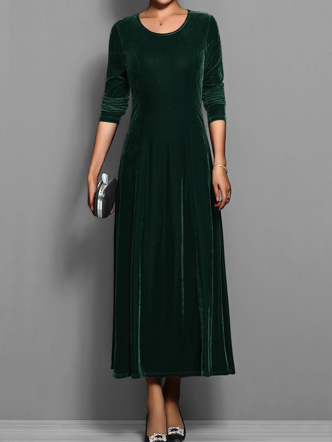 Aurelia Velvet Dress for Elegant Occasions and Events
