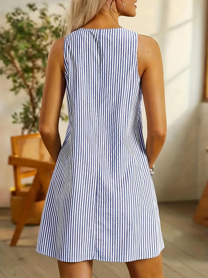 Nova Classic Striped Summer Dress With Pockets Silhouette
