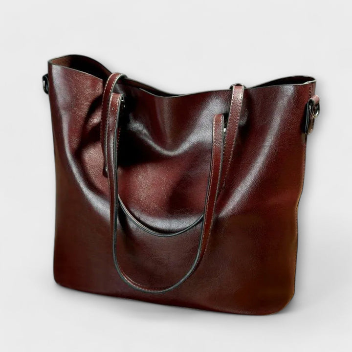 Loria Exclusive Shoulder Bag With Timeless Style And Spacious Design