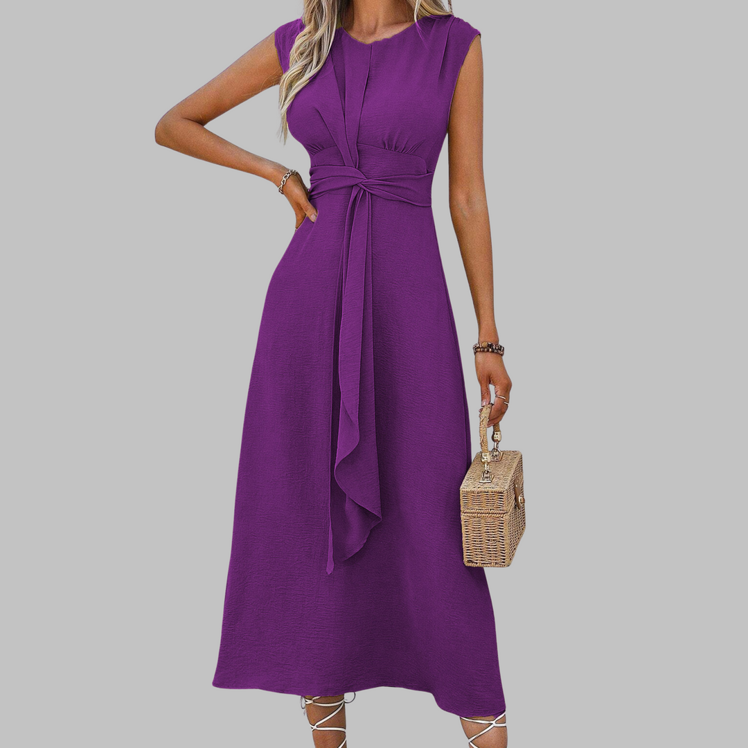 Averin Graceful Sleeveless Round-Neck Maxi Dress For Everyday Elegance