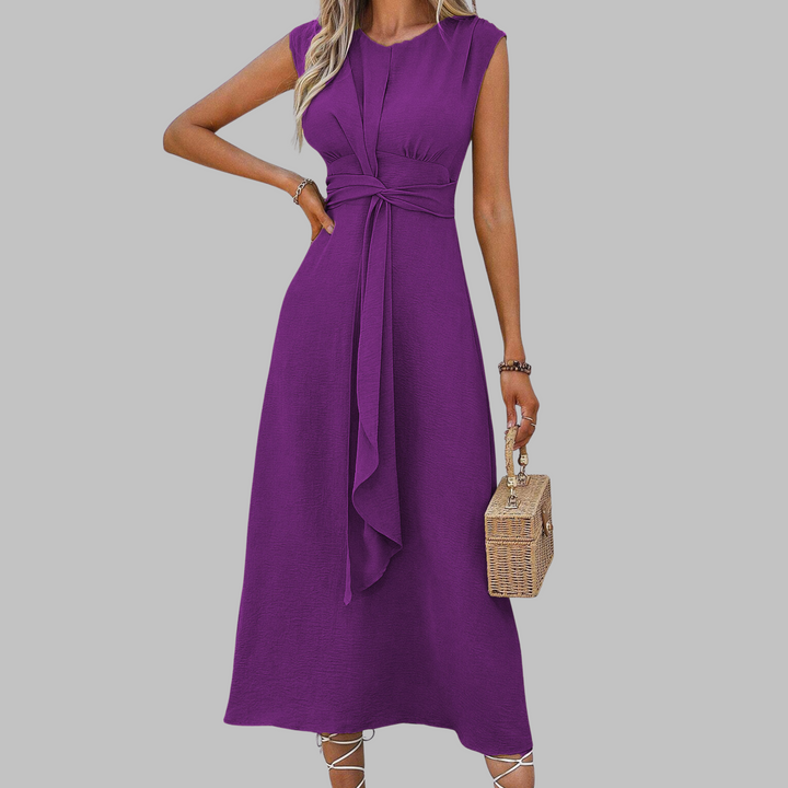 Averin Graceful Sleeveless Round-Neck Maxi Dress For Everyday Elegance