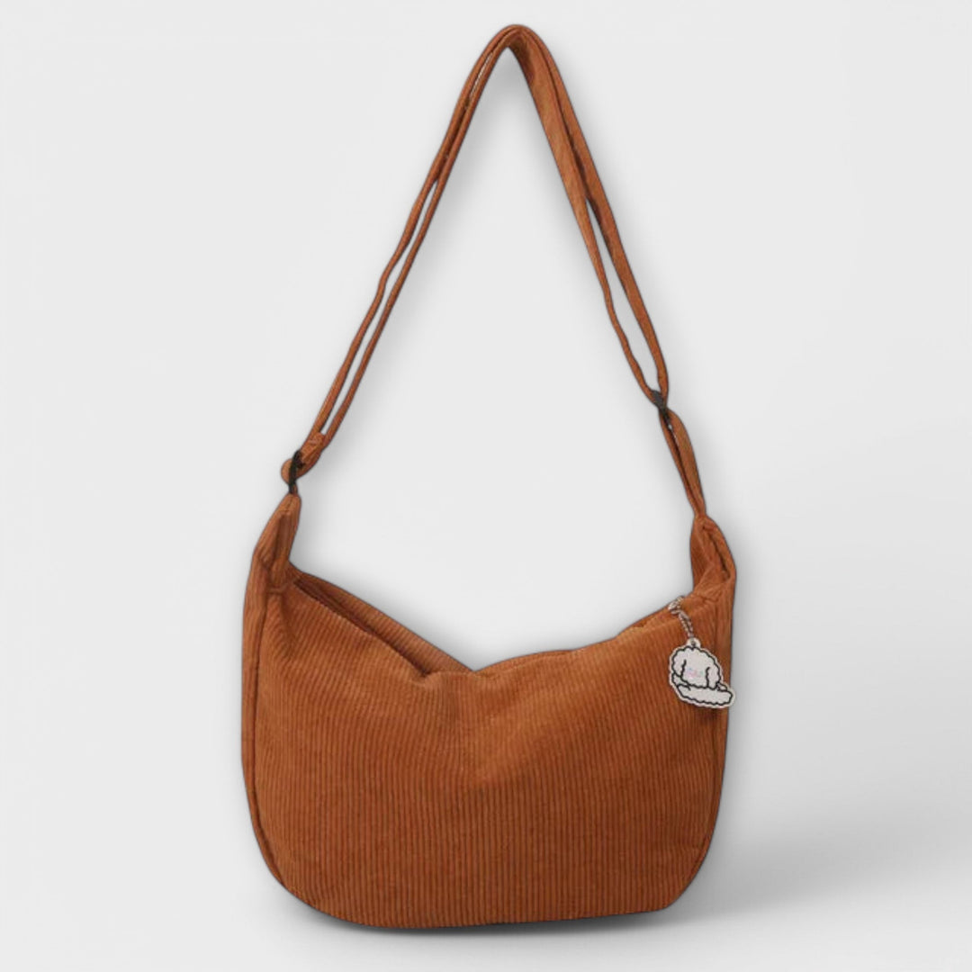 Aurelia Shoulder Bag With Elegant Shape For Everyday Style And Grace