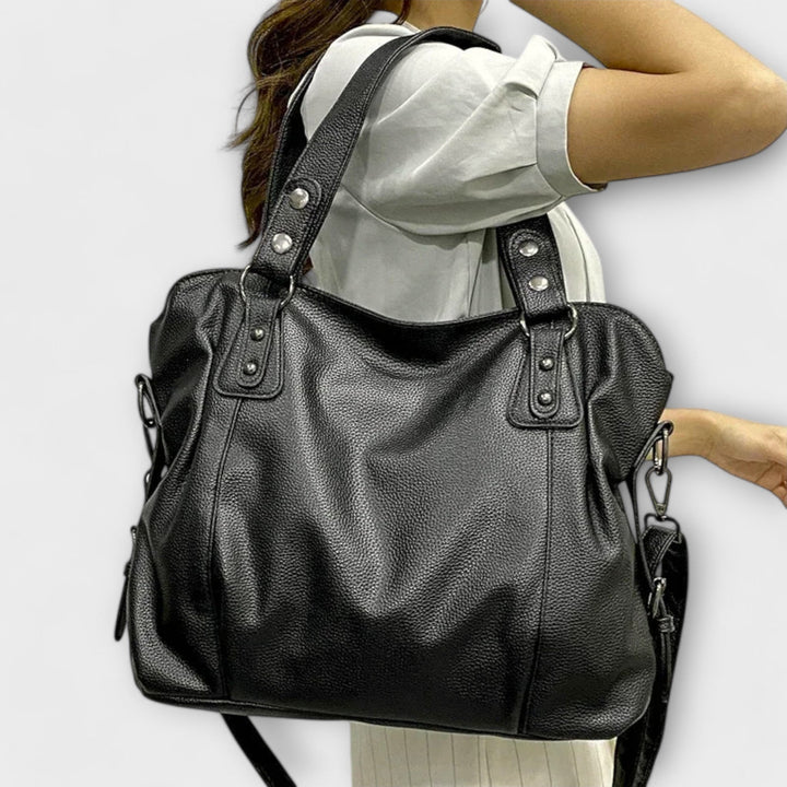 Aurelia Shoulder Bag With Sleek Design For Everyday Use And Occasions