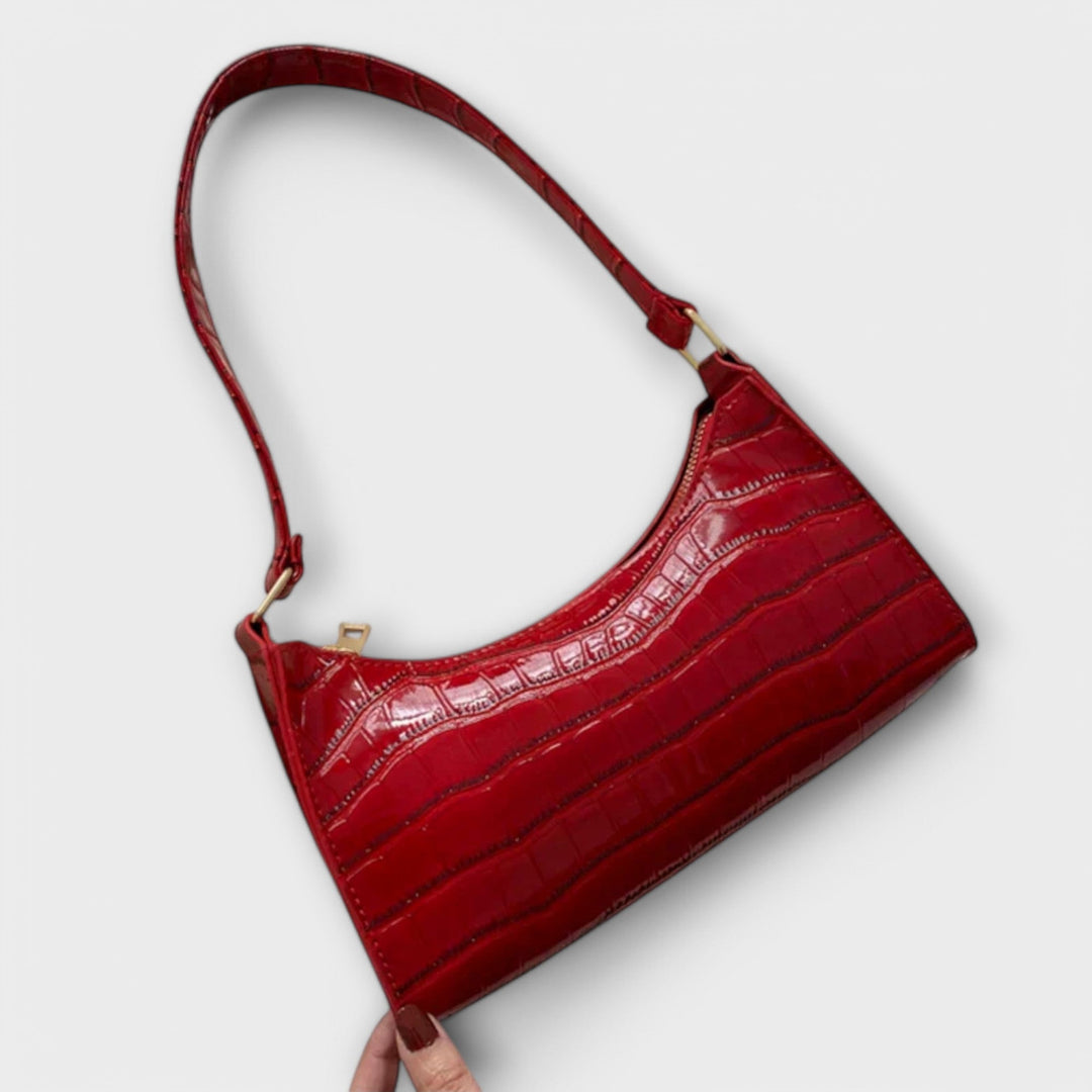 Nova Iconic Shoulder Bag With Bold Style And Timeless Elegance