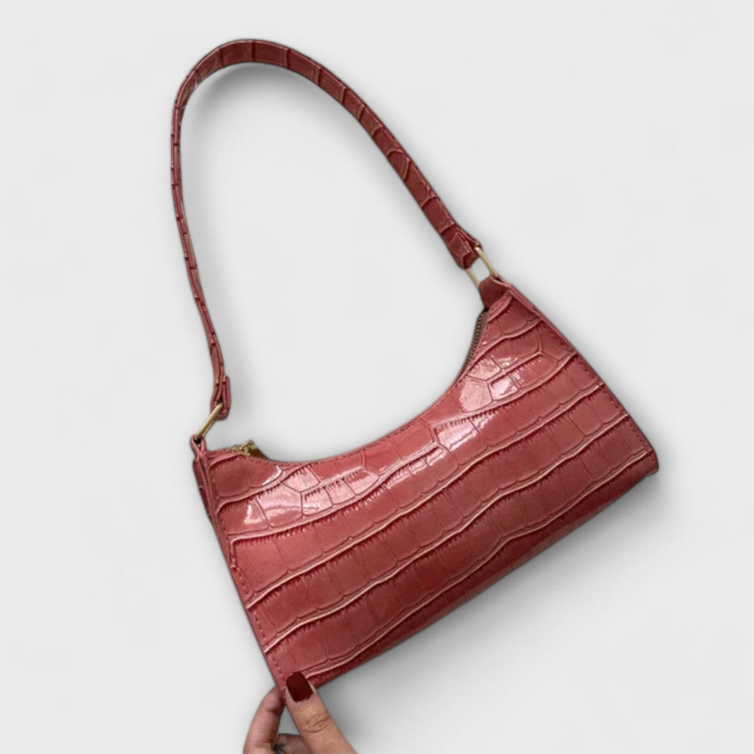 Nova Iconic Shoulder Bag With Bold Style And Timeless Elegance