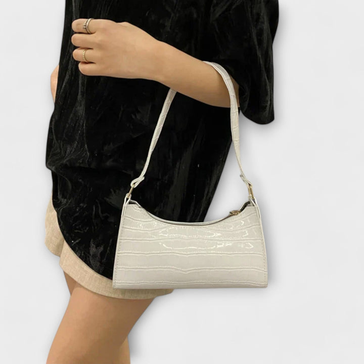 Nova Iconic Shoulder Bag With Bold Style And Timeless Elegance