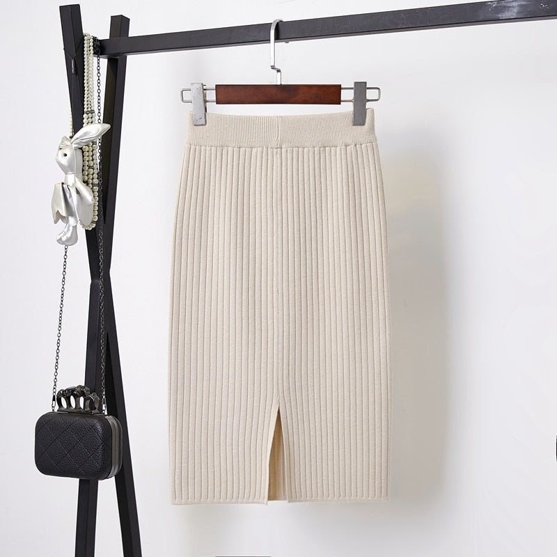 Luna Skirt Warm Comfy and Elegant For Daily Office Wear