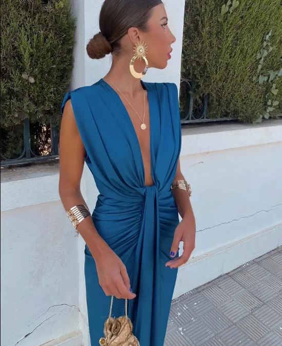 Aurelia Elegant Pleated Maxi Dress Collection Edition