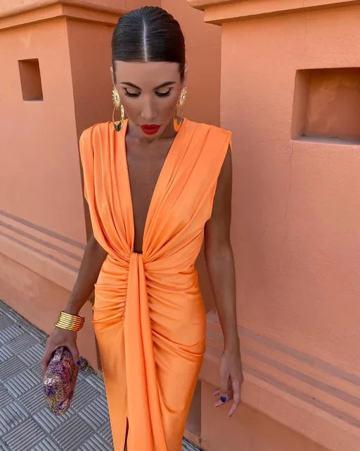 Aurelia Elegant Pleated Maxi Dress Collection Edition