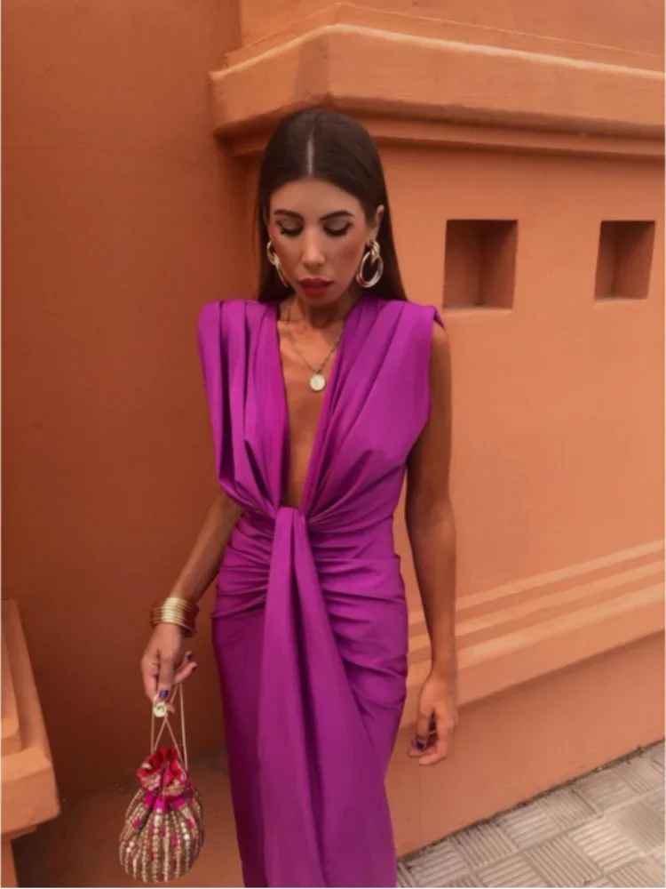 Aurelia Elegant Pleated Maxi Dress Collection Edition