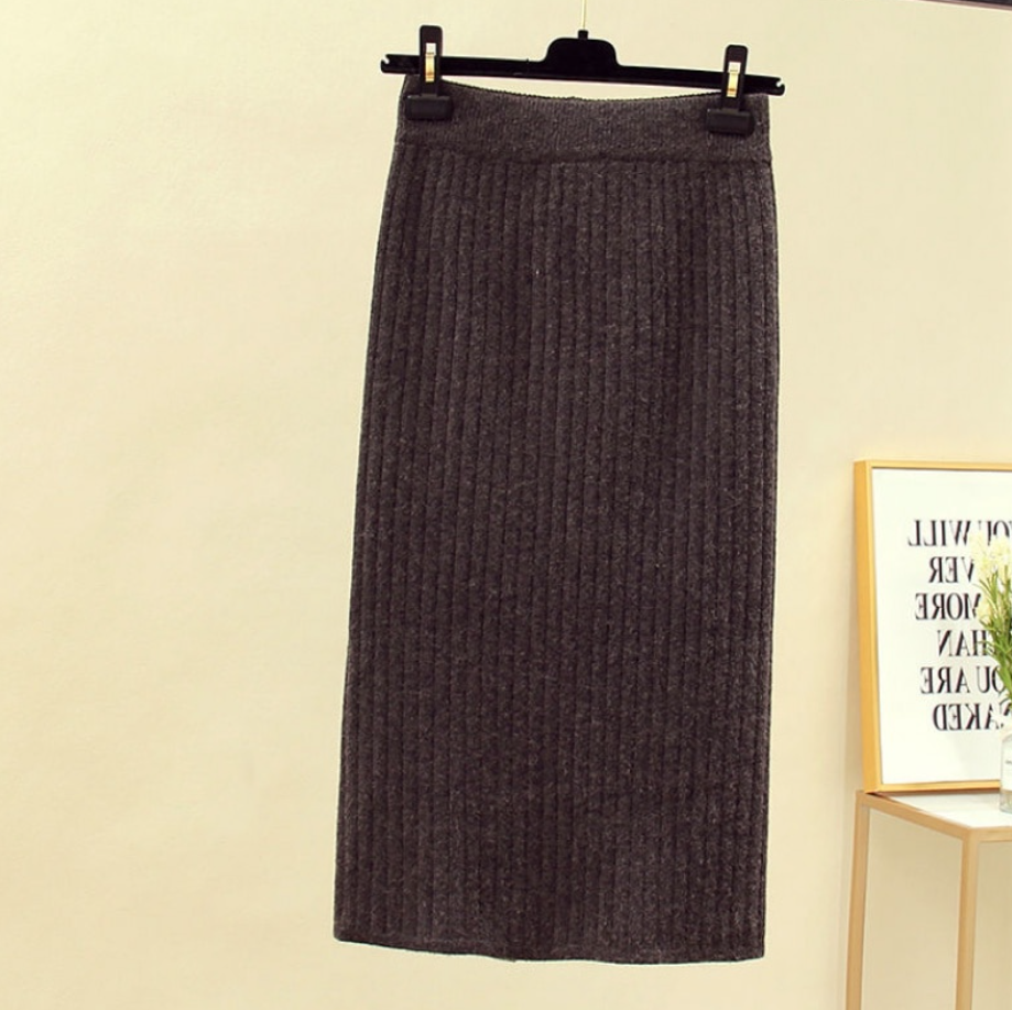 Luna Skirt Warm Comfy and Elegant For Daily Office Wear