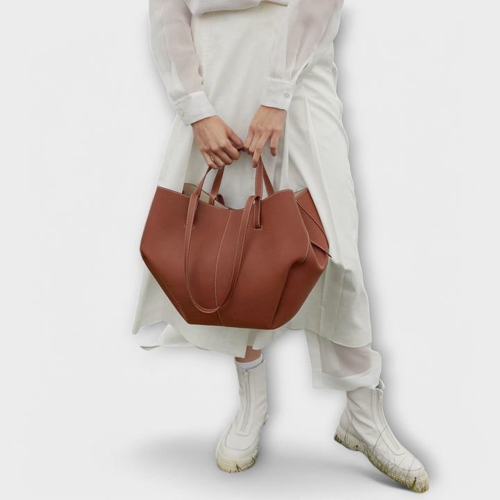 Aeris Spacious Everyday Bag For Practical, Elegant Daily Use