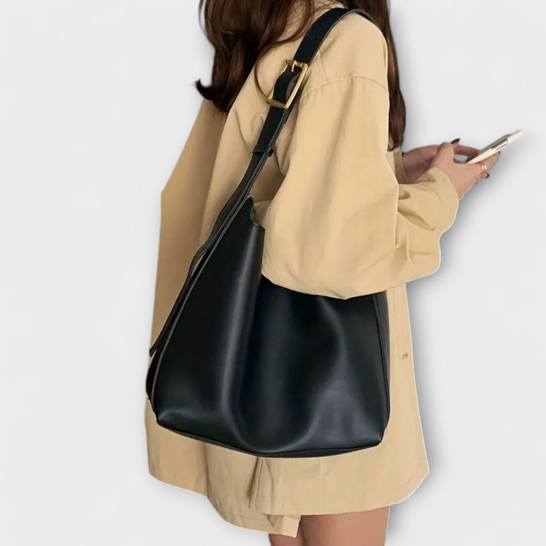 Aurelia Classic Shoulder Bag With Adjustable Strap For Work And Leisure