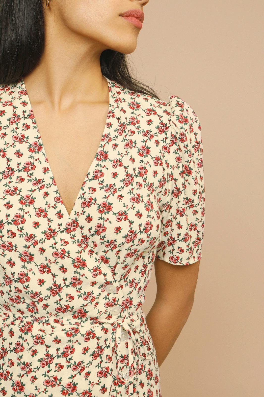 Women's Floral Midi Dress With V-Neck For Garden Party Elegance And Daytime Events