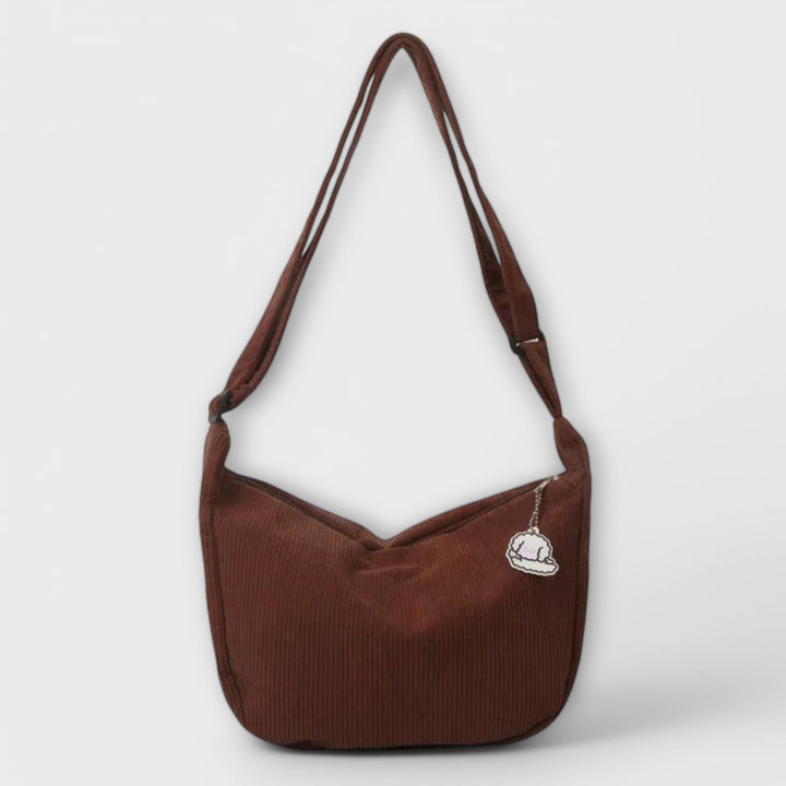 Aurelia Shoulder Bag With Elegant Shape For Everyday Style And Grace