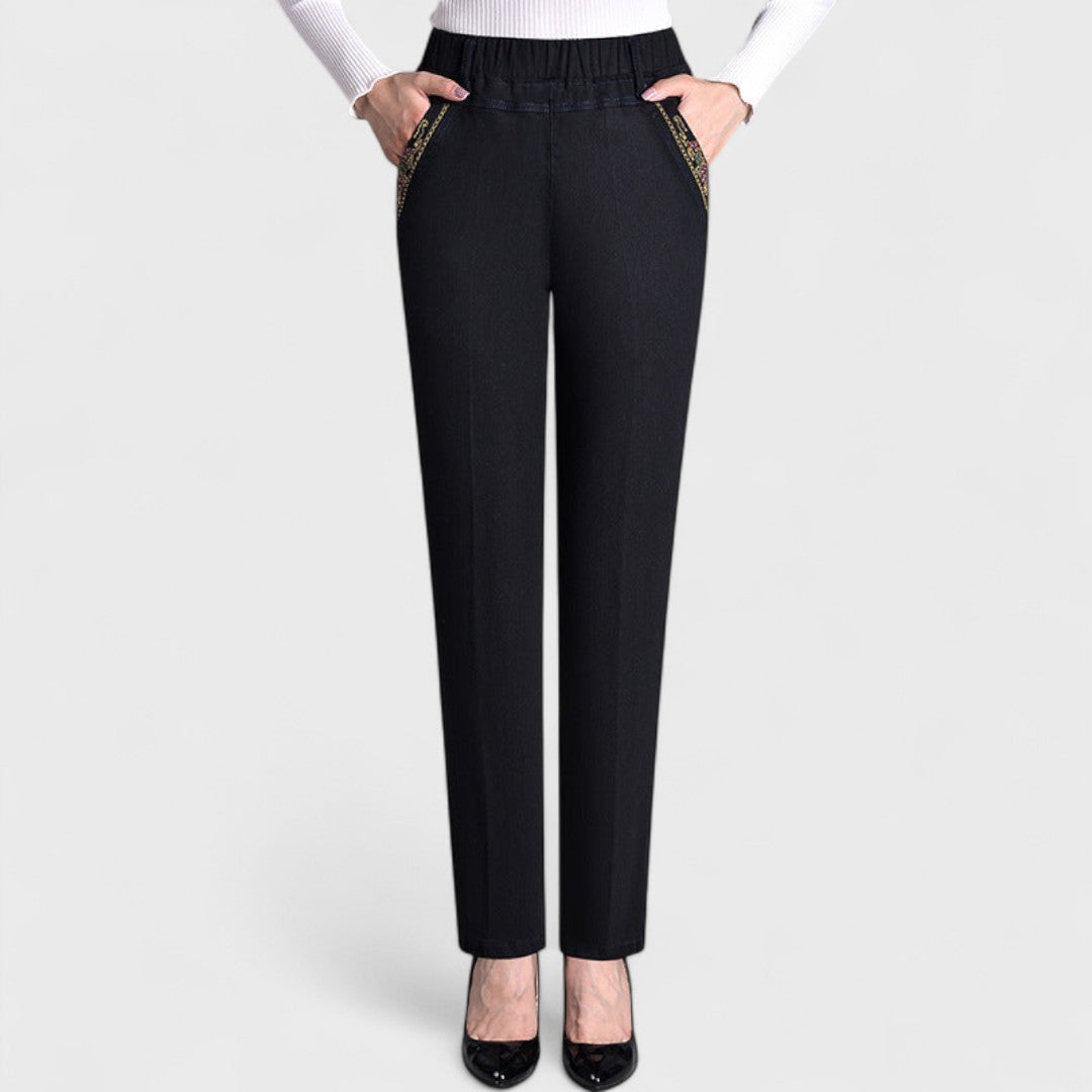 Nova Women’s Stretch Jeans With Side Pockets And Elastic Waist